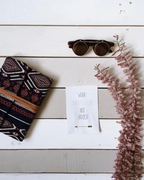 Etnik Desenli Clutch